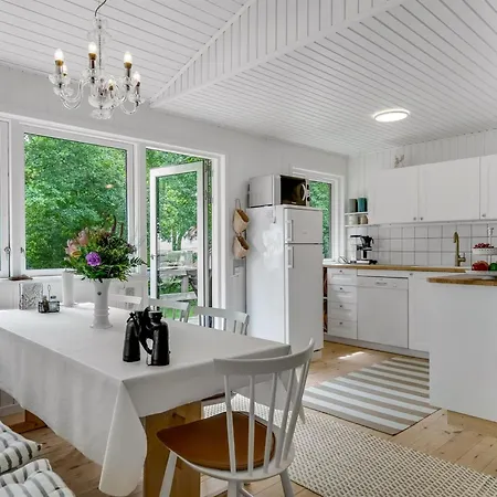 Skip - 250m From The Sea By Interhome *